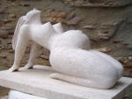 Elise et Edouard 7 - A marble sculpture by Cliff Fraser